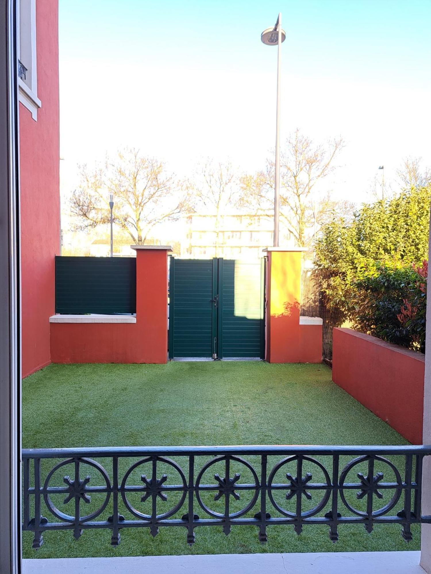 Studio Cosy Entierement Renove A Deux Pas De Lyon Fontaines-sur-Saone Esterno foto