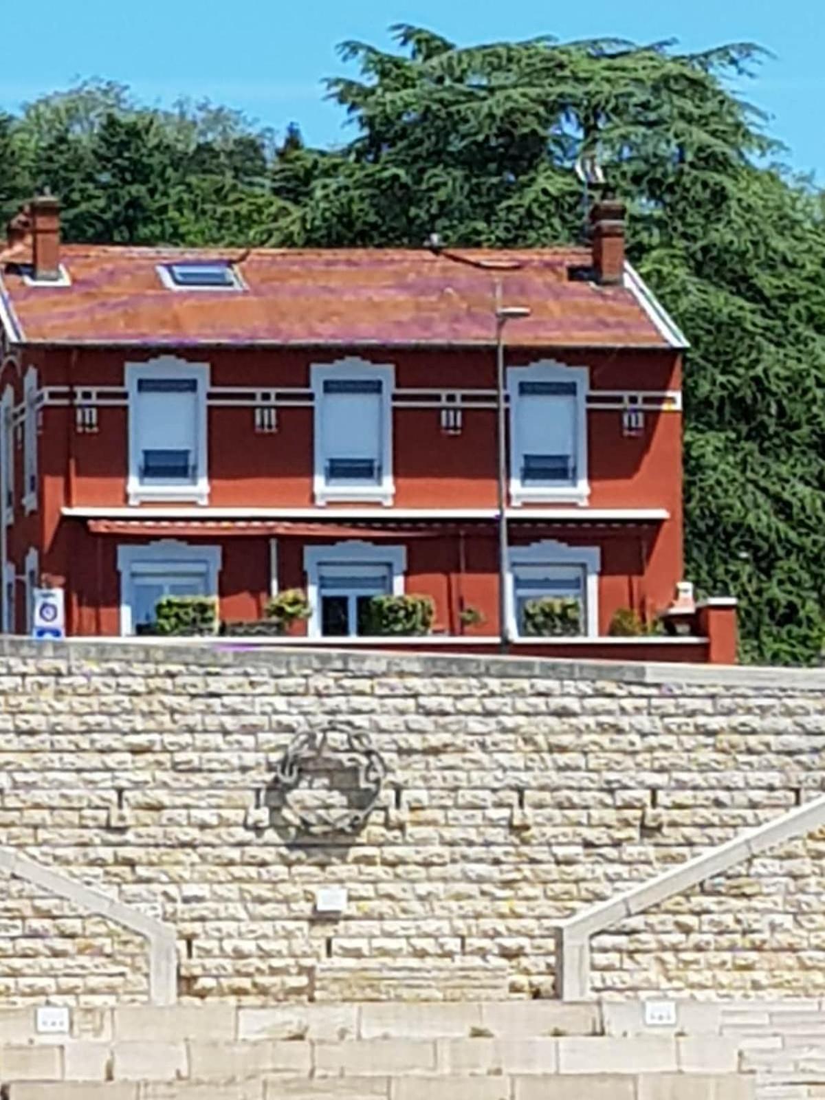 Studio Cosy Entierement Renove A Deux Pas De Lyon Fontaines-sur-Saone Esterno foto