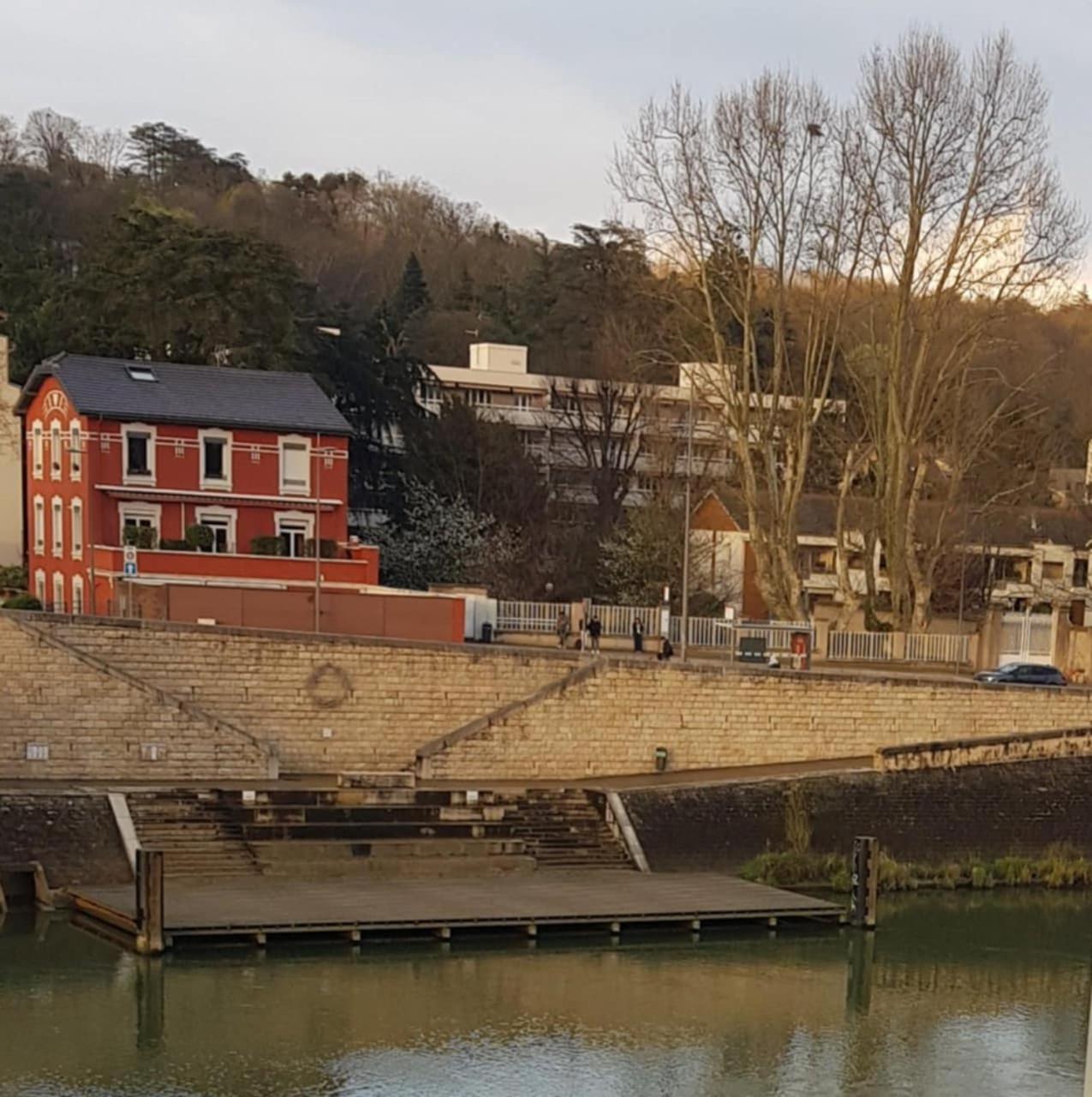 Studio Cosy Entierement Renove A Deux Pas De Lyon Fontaines-sur-Saone Esterno foto